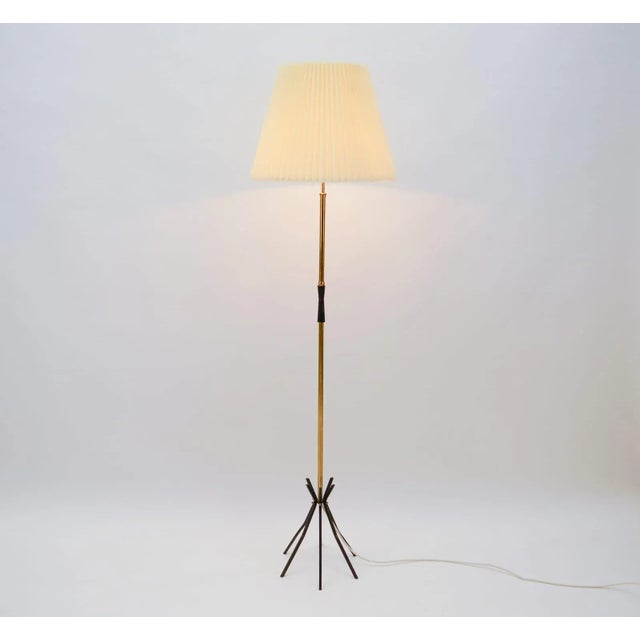 Mid-Century Brass Floor Lamp with Pleated Screen, 1950s For Sale - Image 4 of 11