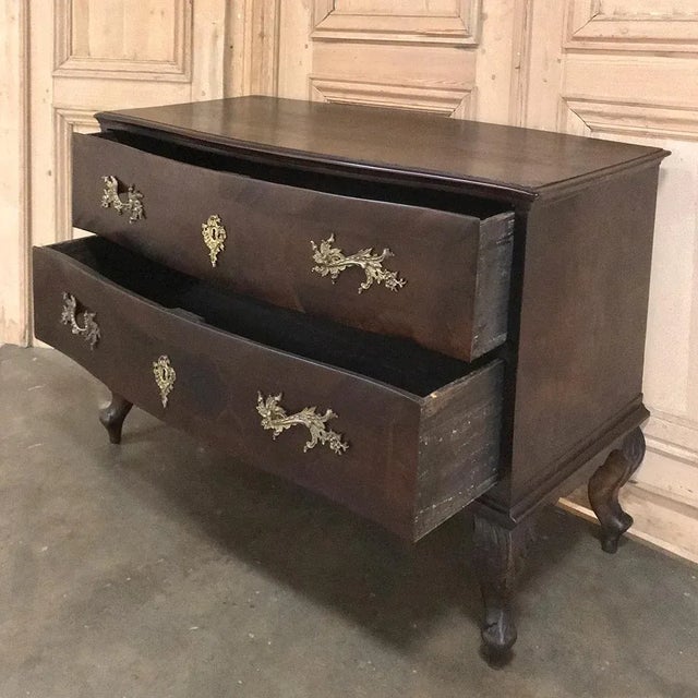 Wood 19th Century Italian Walnut and Inlaid Bow Front Commode For Sale - Image 7 of 16