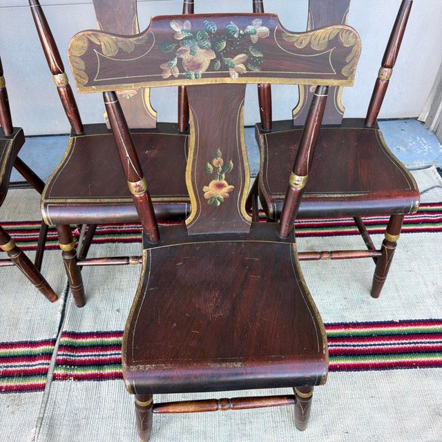 Set of 6 19th C. Adams/York County Pa Paint-Decorated Plank Seat Kitchen Windsor Chairs For Sale - Image 4 of 18