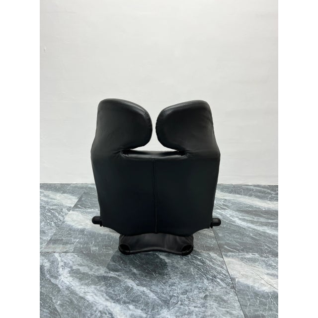 Cassina Toshiyuki Kita Wink Charcoal Gray Leather Lounge Chair for Cassina, 1980s For Sale - Image 4 of 13