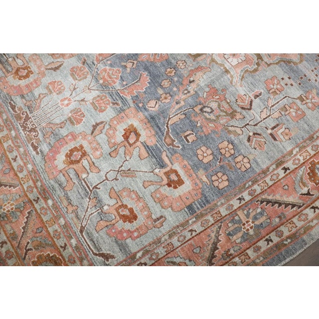Persian Early 20th Century Persian Sarouk Intermediate Medallion Rug - 4'8" x 7' For Sale - Image 3 of 9