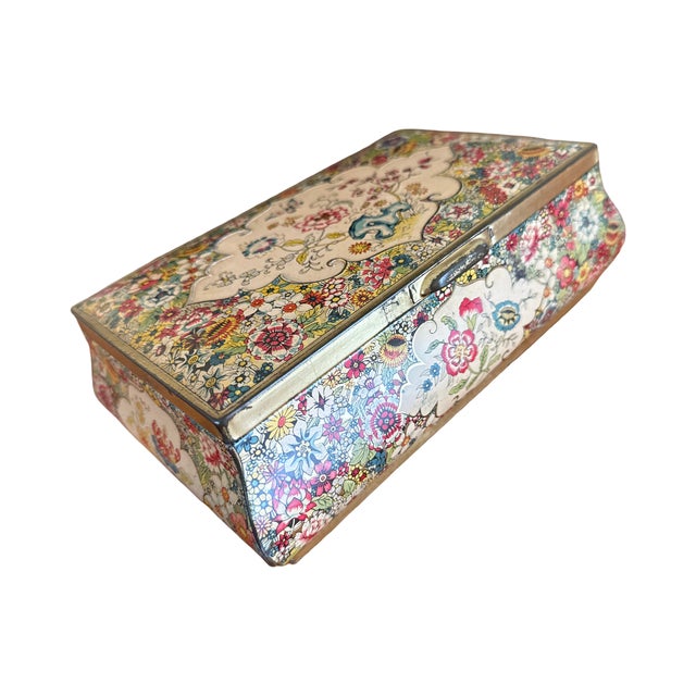 Vintage Dutch Floral Candy Box Made in Holland For Sale - Image 4 of 7