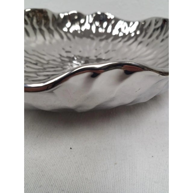 Large Porcelain Salad Bowl With Bamboo Servers - Set of 3 For Sale - Image 4 of 10