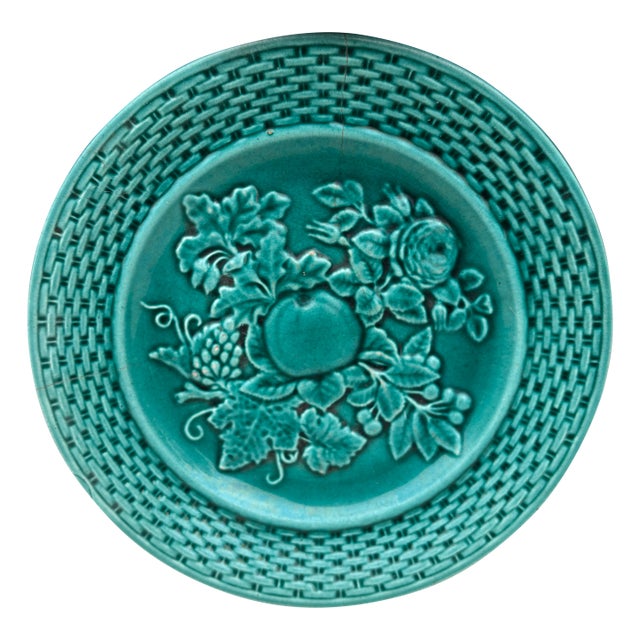 19th Century French Green Fruits & Rose Majolica Plate For Sale