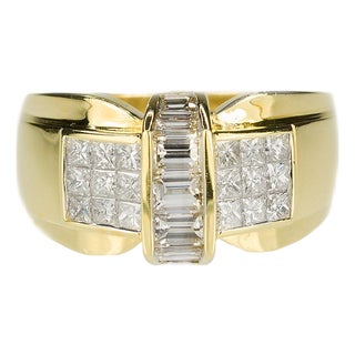 Late 20th Century 18k Diamond Ring, Size 6.5 For Sale