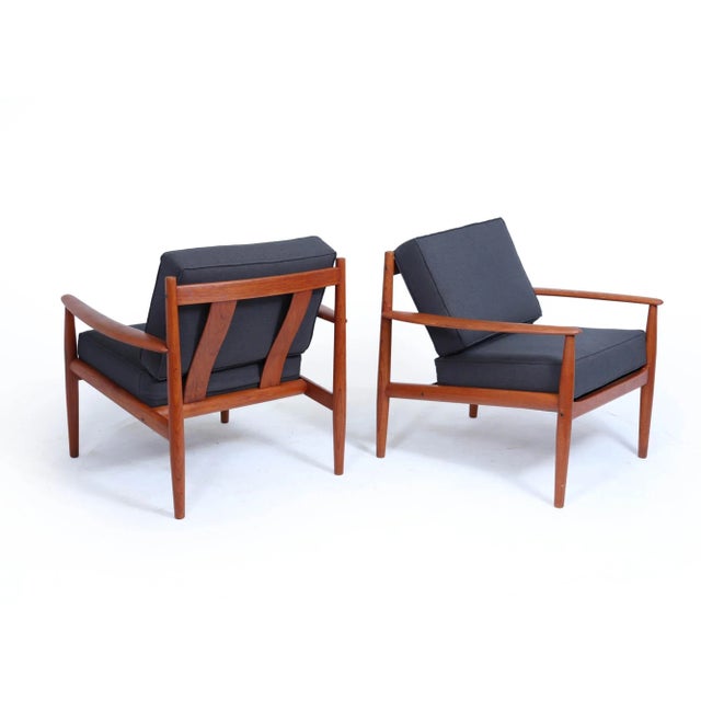 Mid-Century Modern Teak Lounge Chairs by Grete Jalk for France & Søn, 1960s, Set of 2 For Sale - Image 3 of 16