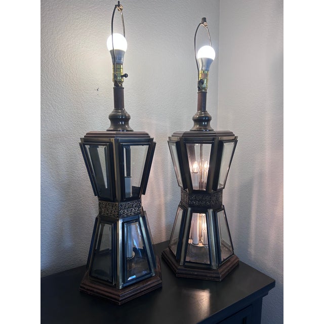 1970's Hollywood Regency Smoked Glass Lantern Table Lamps by American Lamp Co. - A Pair For Sale - Image 4 of 5