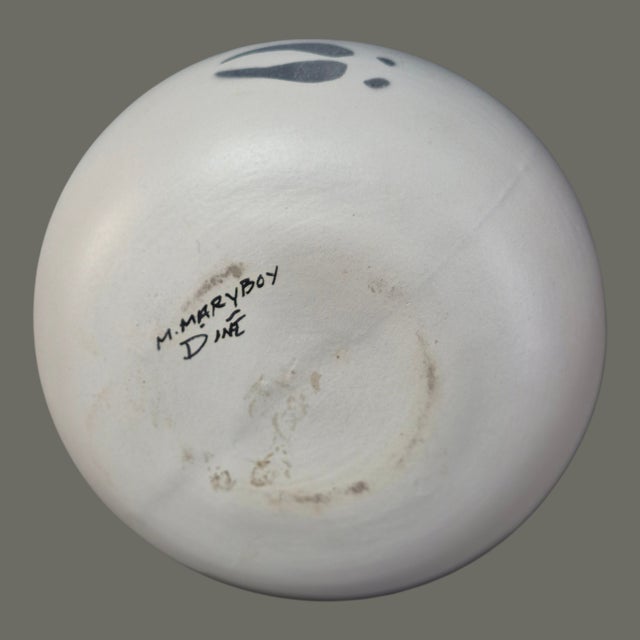 Ceramic Vintage M. Maryboy Dine South Western Proud Eagle Navajo Vase For Sale - Image 7 of 8