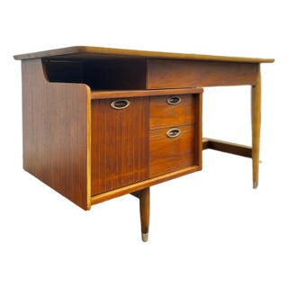 Mid Century Modern Writing Desk | by Hooker for Mainline For Sale