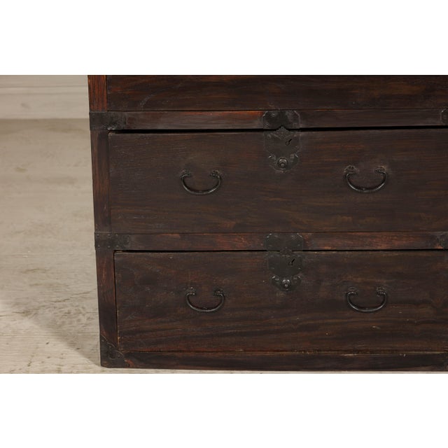 Early Meiji Keyaki Sendai Isho-Dansu Chest with Iron Hardware and Storage For Sale - Image 4 of 12