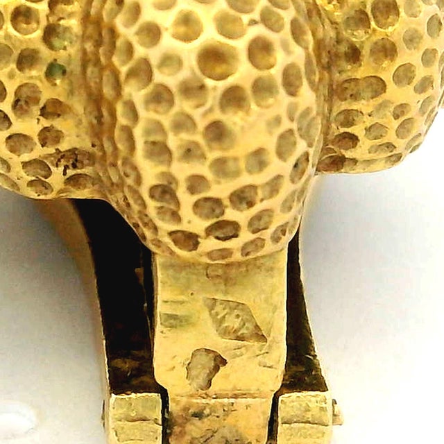 Vintage 18k Gold Sculptural Brutalist Clip-on Earrings, A Pair For Sale - Image 12 of 16