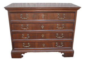 Antique Walnut Chest of Drawers, 18th Century