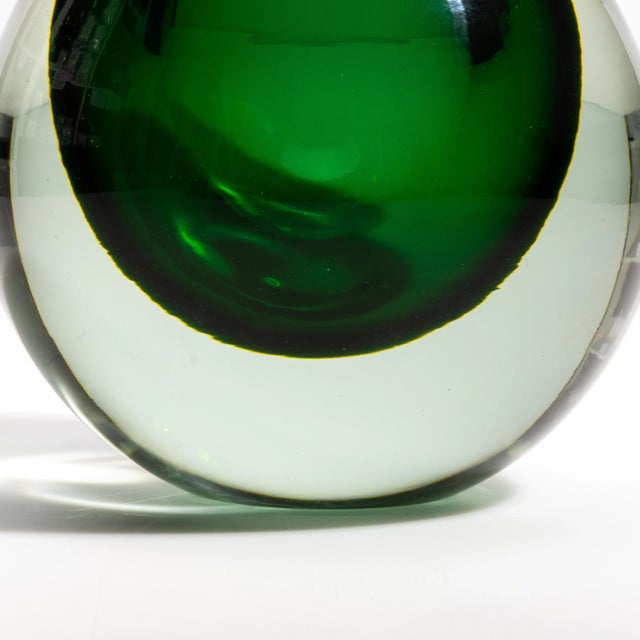 2020s Hand Blown Murano Vase Sphere in Emerald Green Large For Sale - Image 5 of 7