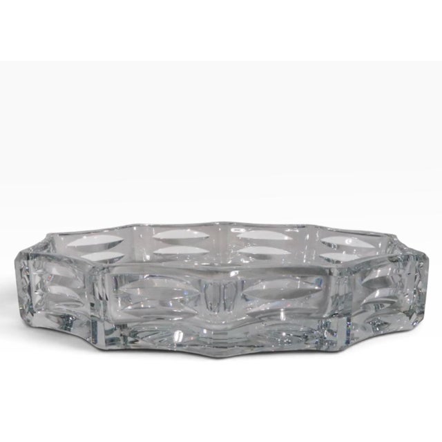 Baccarat Mid 20th Century Large Bacarrat Crystal Centerpiece Bowl For Sale - Image 4 of 9