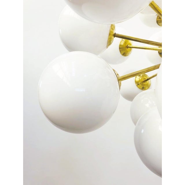 21st Century Ovale Natural Brass Glossy White Murano Sputnik Chandelier by Fabio LTD For Sale - Image 6 of 8