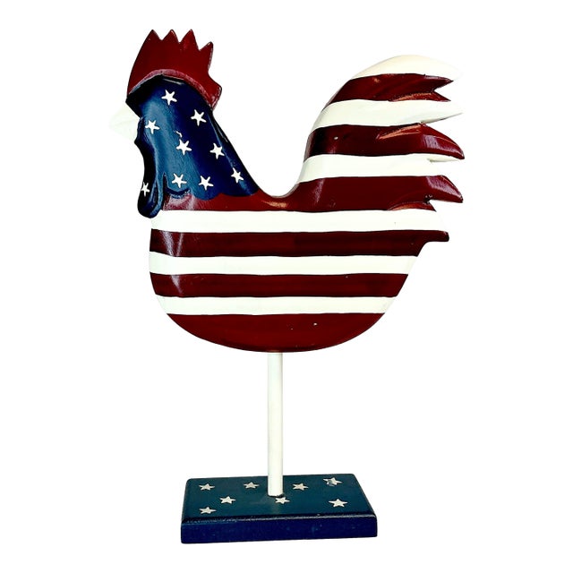1980s Vintage Arts & Crafts Americana Painted Wooden Chicken Figural For Sale