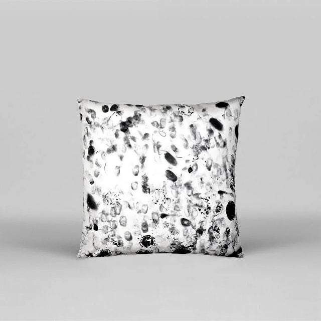 This pillowcase from an edition of 999 pieces has a unique work of art on each side. Robert Knoke gained worldwide...