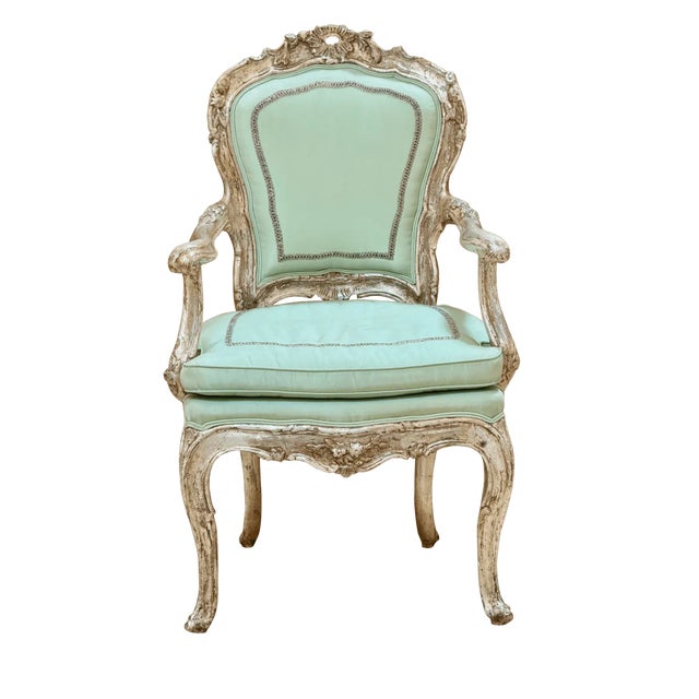 Late 18th Century Venetian Carved, Silver-Gilded Armchair For Sale