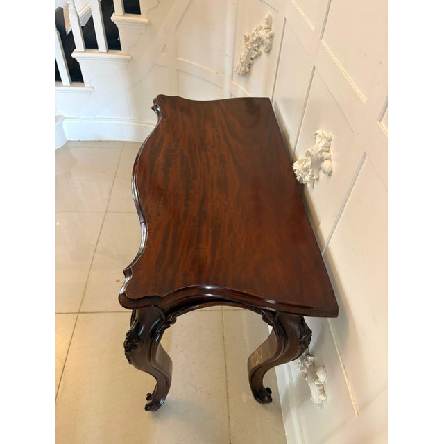 Antique Victorian Mahogany Serpentine Console Hall Table, 1850 For Sale - Image 6 of 10