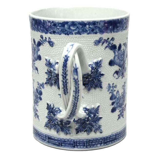 Late 18th Century River Scenes in Cobalt: An 18th-Century Chinese Export Porcelain Tankard For Sale - Image 5 of 5