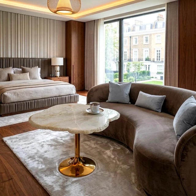 Coffee Table with White Onyx Top from Forzini, in New conditions. Designed from 2000