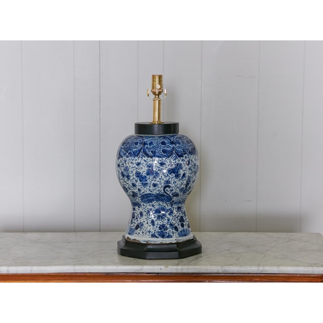 Early 19th Century Antique Delft Blue and White Porcelain Vase Made into Modern US Wired Table Lamp For Sale - Image 5 of 5
