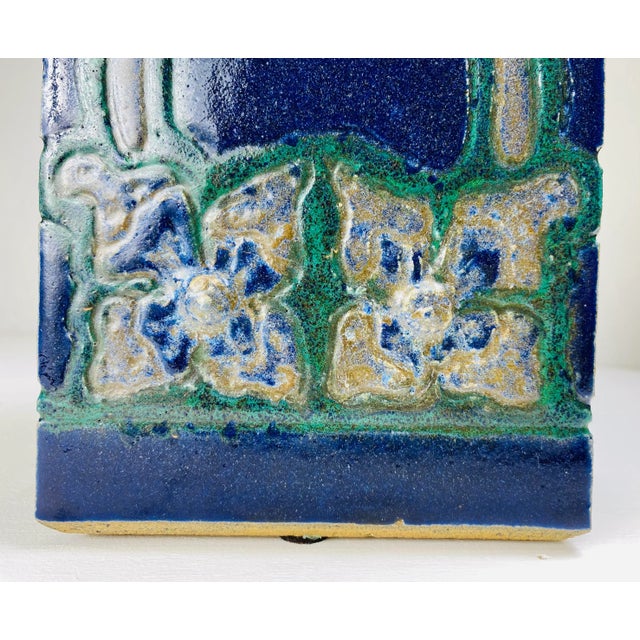 This is a mid century artisan made cobalt blue pottery dresser box. This box has a deep rich cobalt blue glaze with tones...