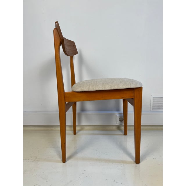 Danish Dining Chairs, Set of 6 For Sale - Image 6 of 7