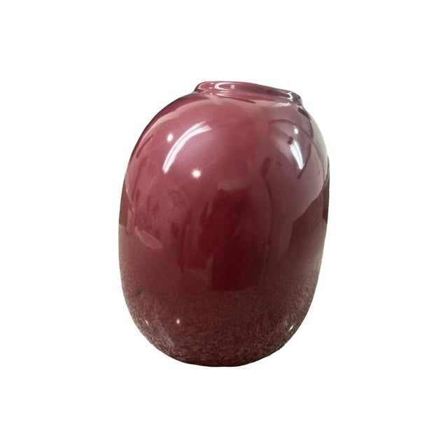 1980s Vintage Postmodern 1980s Plum Purple Ceramic Bean Pill Shaped Vase Art Deco For Sale - Image 5 of 9