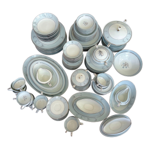 1960s Noritake Porcelain Dinnerware Service for 20 - 155 Pieces