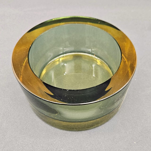 Yellow and Green Sommerso Murano Glass Bowl by Gino Cenedese, Italy, 1960s For Sale - Image 6 of 7