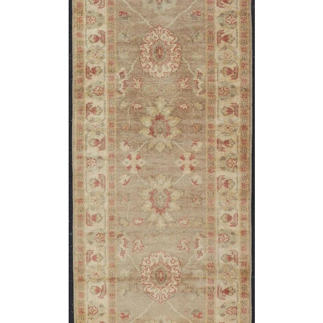 Long Turkish Oushak Runner With All-Over Design in Light Brown, Tan & Red For Sale - Image 4 of 10