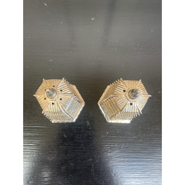 Metal 1970s Godinger Silver Plate Chinoiserie Pagoda Salt & Pepper Shakers For Sale - Image 7 of 8