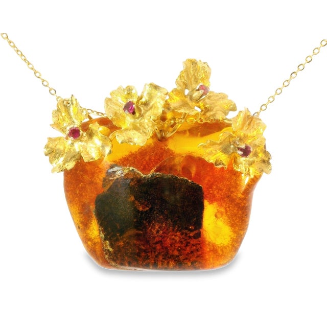 Mid-Century Modern Mid 20th Century 14k Yellow Gold Amber Ruby Floral Pendant Necklace For Sale - Image 3 of 4