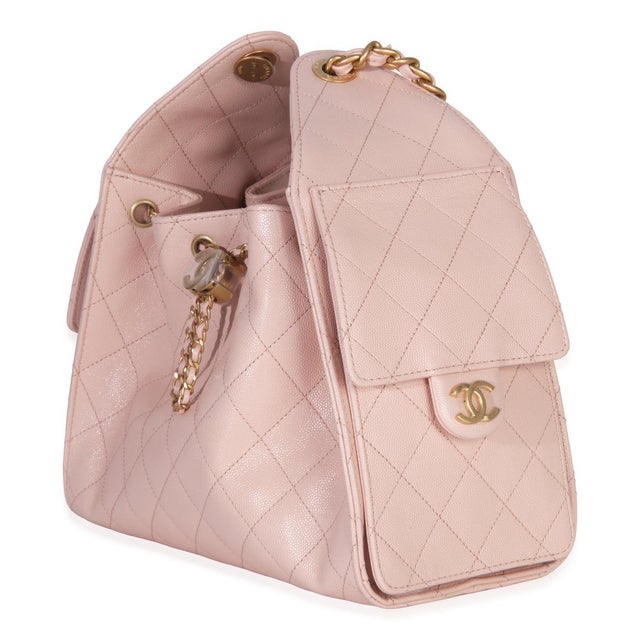 Item #: Z151678 Features Interior: Two side pockets. One card slot Dimensions: 10 x 8 x 4.5 in Handbag Closure Type:...