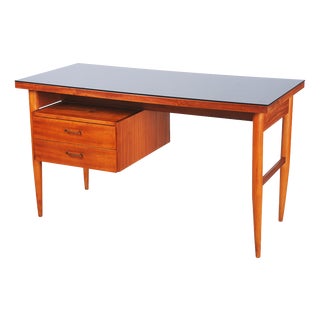 Mid-Century Czech Writing Desk in Mahogany Veneer, 1950s For Sale
