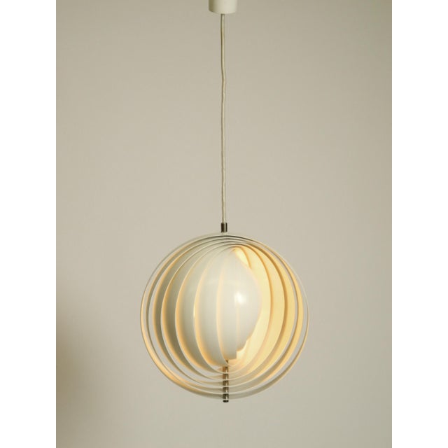 Vintage Space Age Moon Lamp in White Lacquered Aluminum by Verner Panton for Vitra, 2000s For Sale - Image 10 of 18