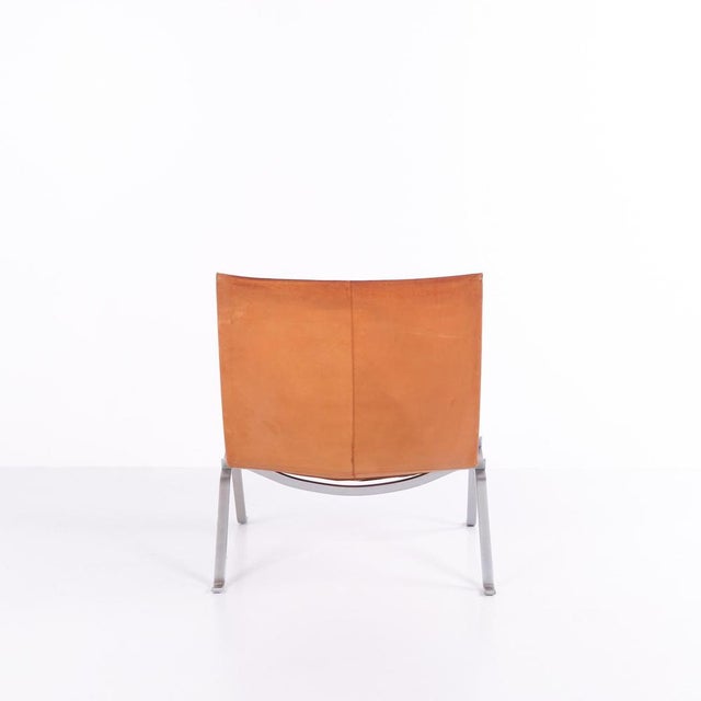 PK22 Easy Chair in Patinated Cognac Leather by Poul Kjærholm for E. Kold Christensen, 1950s For Sale - Image 3 of 16