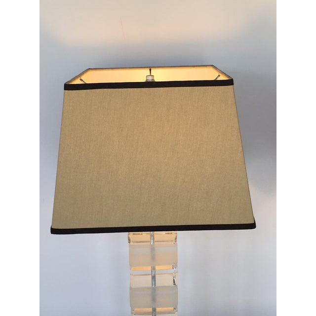 1980s 1980s Square Lucite Table Lamps - a Pair For Sale - Image 5 of 9