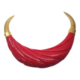Vintage 1980s Signed Monet Goldtone Molded Red Resin Collar Necklace For Sale