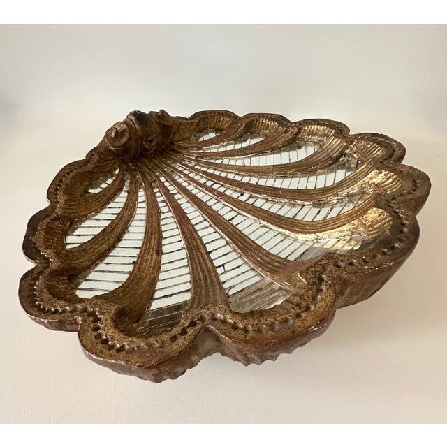 Large Italian Giltwood Carved and Mirrored Shell Wall Bracket For Sale - Image 4 of 11