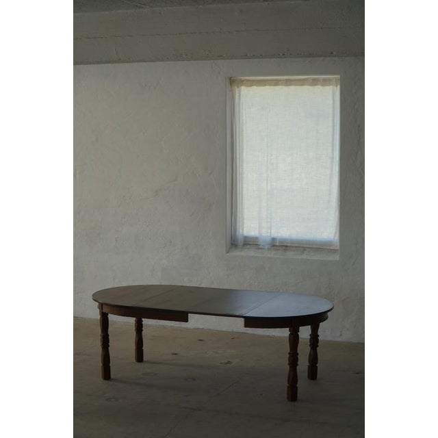 Mid-Century Danish Modern Round Extendable Dining Table in Oak by Henning Kjærnulf, 1960s For Sale - Image 9 of 18