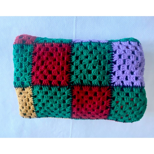 Textile Vintage Granny Square Hand Crocheted Afghan Multicolor Blanket/Throw Excellent Condition For Sale - Image 7 of 9