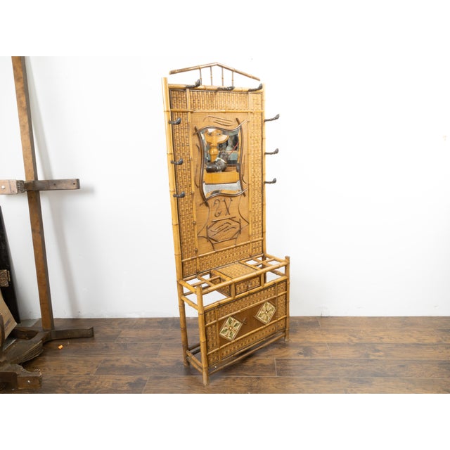 English English 1880s Freestanding Bamboo and Rattan Hat Rack with Mirror and Tiles For Sale - Image 3 of 10
