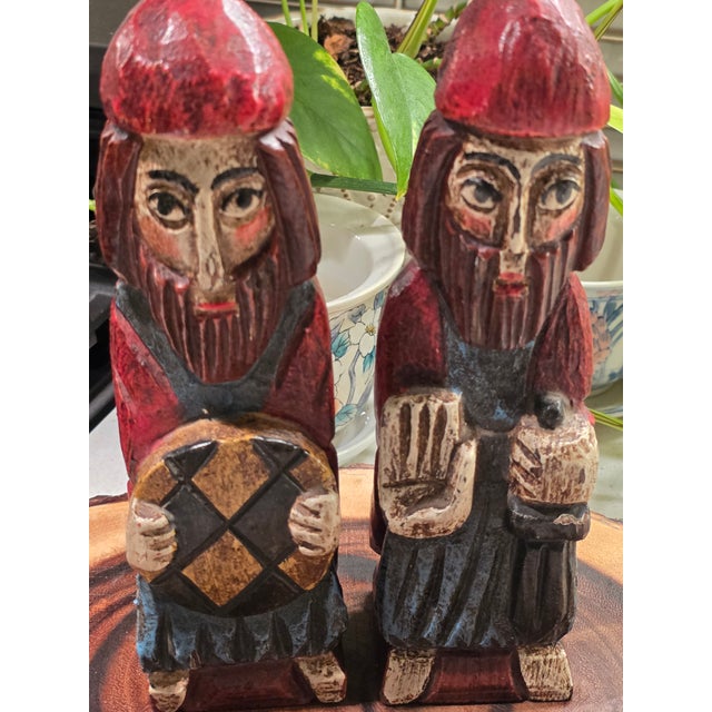Red Mid 20th Century Pair of Hand Carved Wood Statues Folk Art Spanish Crusaders For Sale - Image 8 of 12