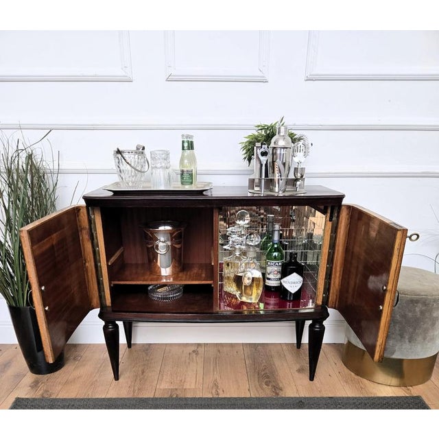 1940s Mid-Century Art Deco Italian Walnut Burl and Mirror Mosaic Dry Bar Cabinet by Paolo Buffa, 1950s For Sale - Image 5 of 10