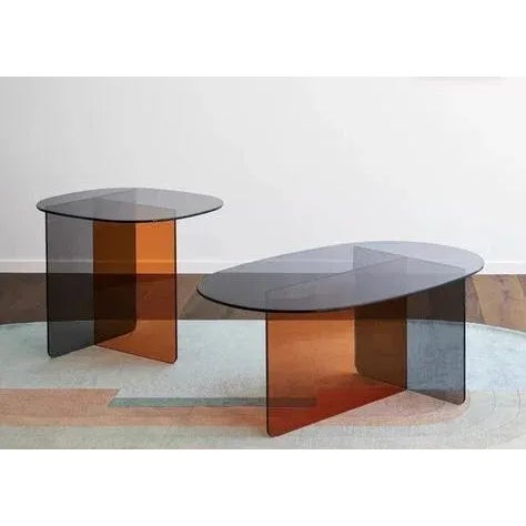 Modern Amber and Black Acrylic Coffee Table For Sale - Image 4 of 5