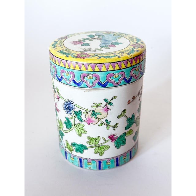 Vintage Famille Rose Porcelain Peony Chinoiserie Tea Jar Canister For Sale In Dallas - Image 6 of 8
