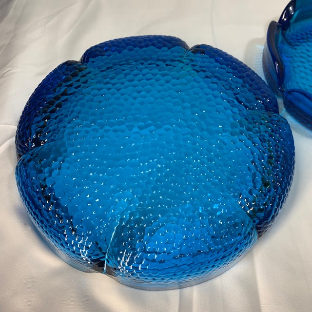 1960s Vintage Mid-Century Modern Anchor "Lotus Flower" Nesting Glass Catchalls - Pair For Sale - Image 5 of 6