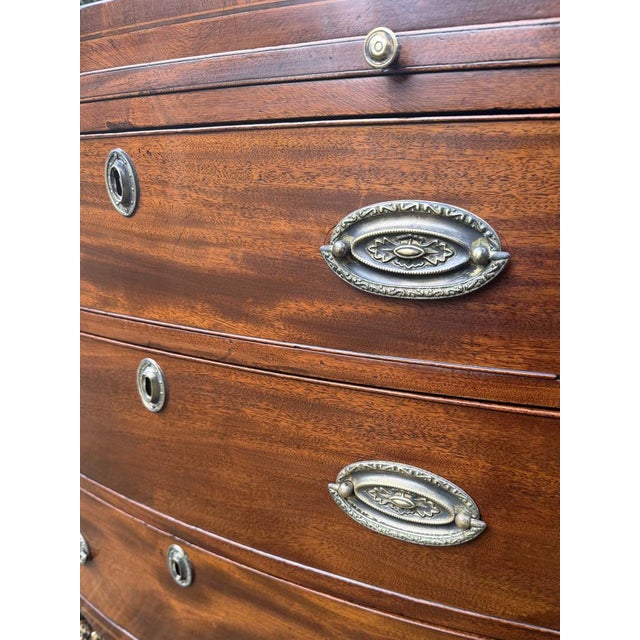 Georgian Mahogany Bow-Fronted Chest of Drawers, 1820s For Sale - Image 9 of 11